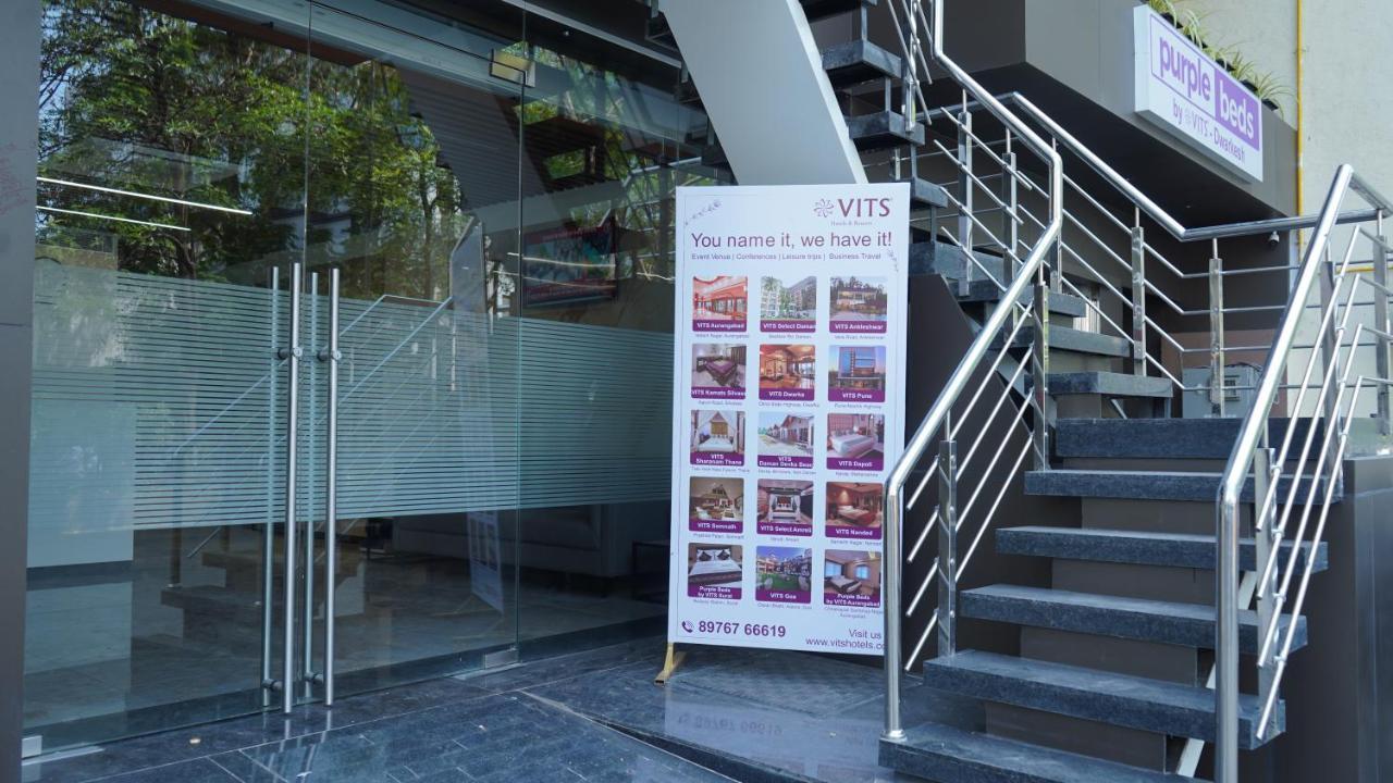 ホテル Purple Beds By Vits Dwarkesh, Surat Salabatpura エクステリア 写真